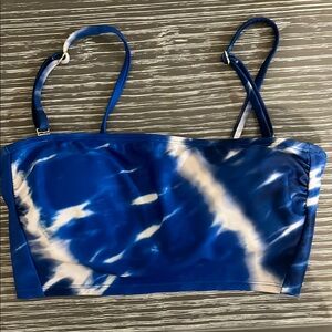 Xhilaration Blue and White Bikini Set (Top & Bottoms)